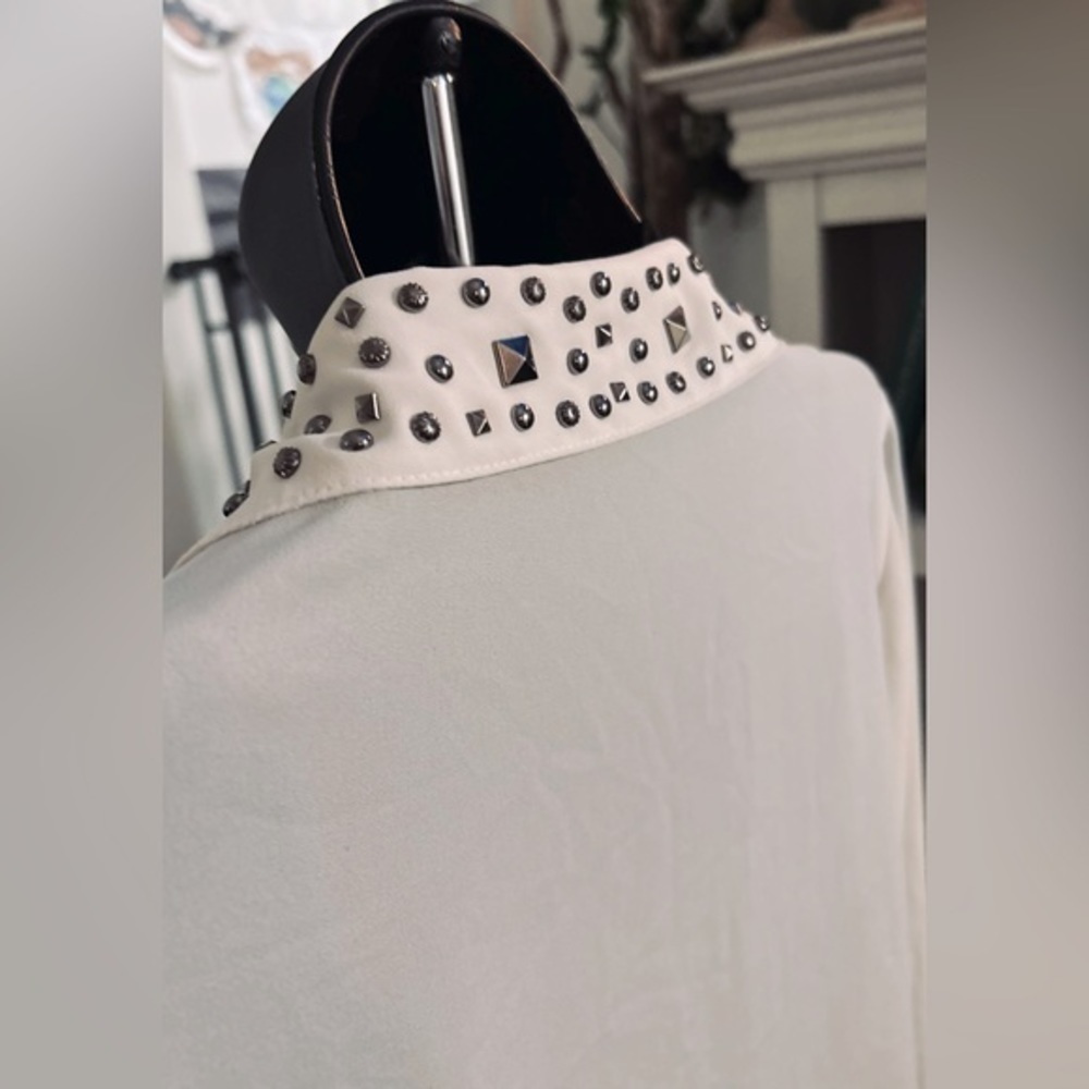 Forever 21 White Button Down Studded Collared Shi… - image 6